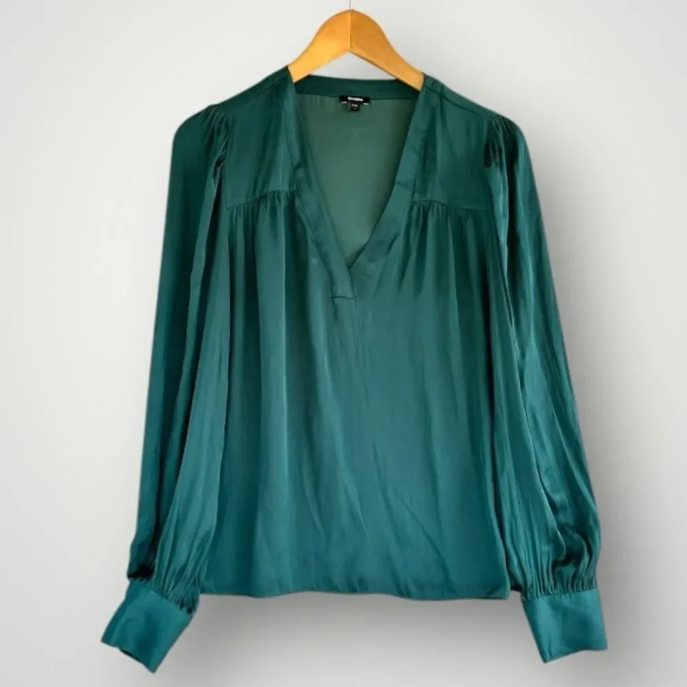 🎉5 for $45🎉 express top blouse shirt size S